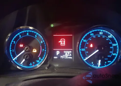 2018 Toyota Corolla Le z USA, uszkodzony, nr VIN 2T1BURHE7JC059989